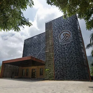 Hotel Justa Rangers, Munnar