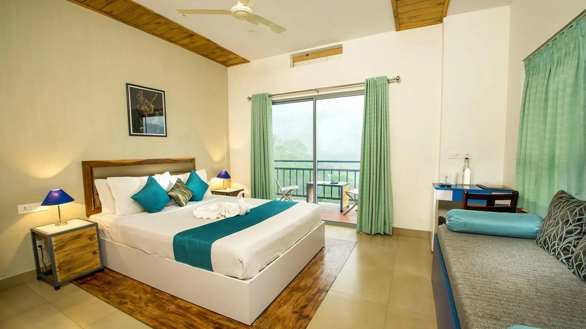 ***  Mistletoe Munnar Hotel India